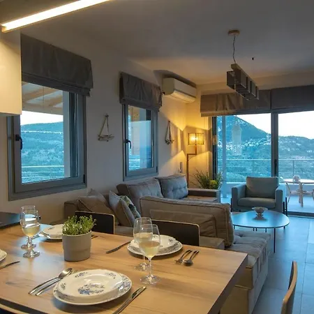 Modern Country With Stone-built Bbq Area
